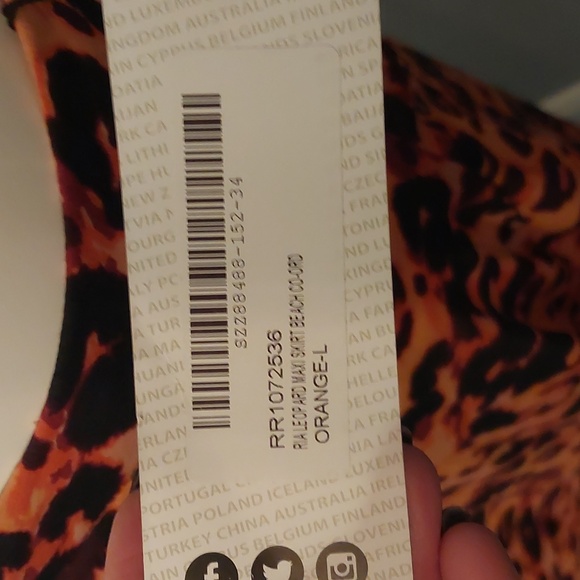 Sheer leopard print 2 piece skirt and top - Picture 11 of 12